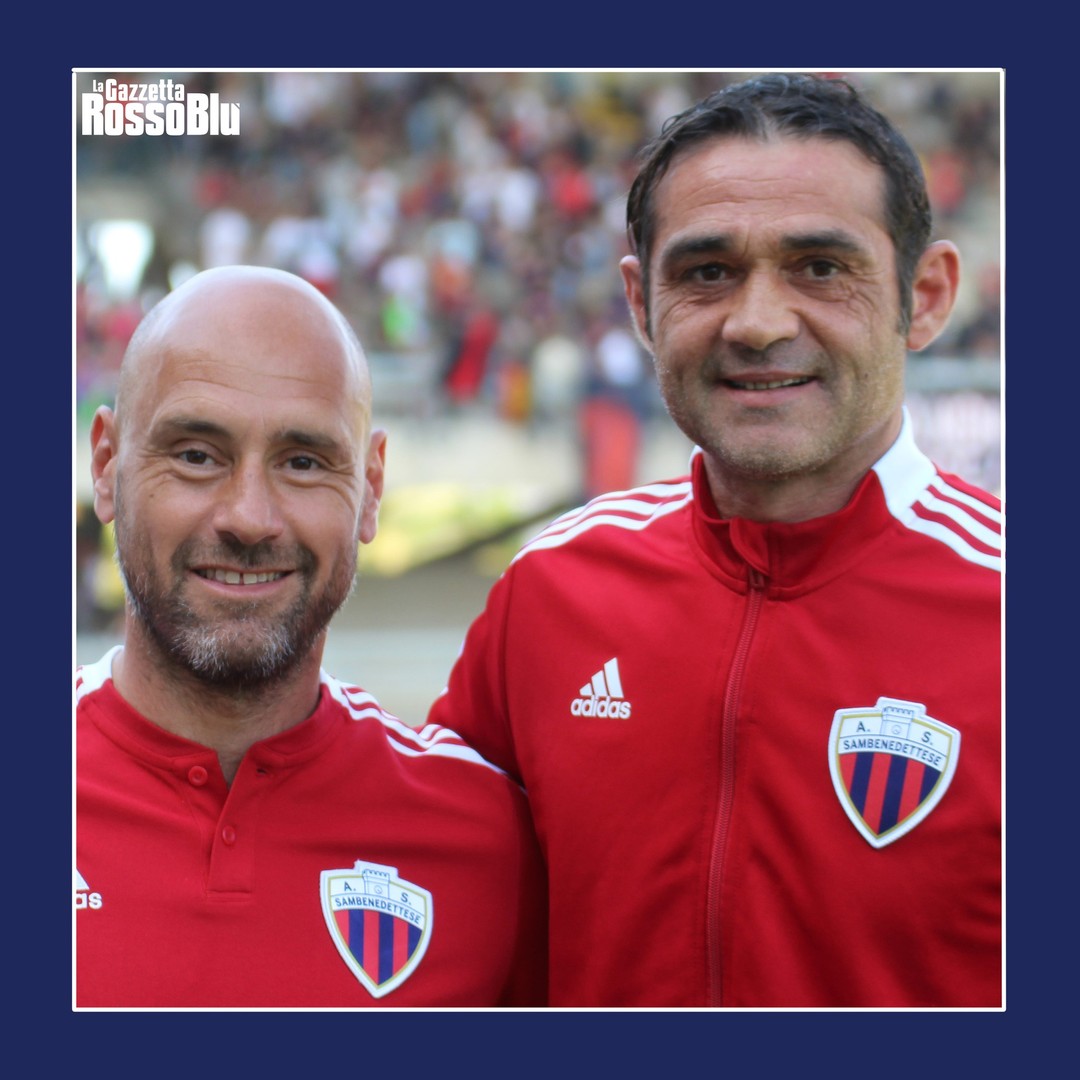 LA COPPIA 🔴🔵
#santealfonsi #alfonsi #stefanovisi #visi @stefano197124 #coach #mister #allenatore #grb #gazzettarossoblu #samb #sambenedettese #instagol #instafootball #instasoccer #calcio #rossoblù #seried #gironef #lnd #leganazionaledilettanti