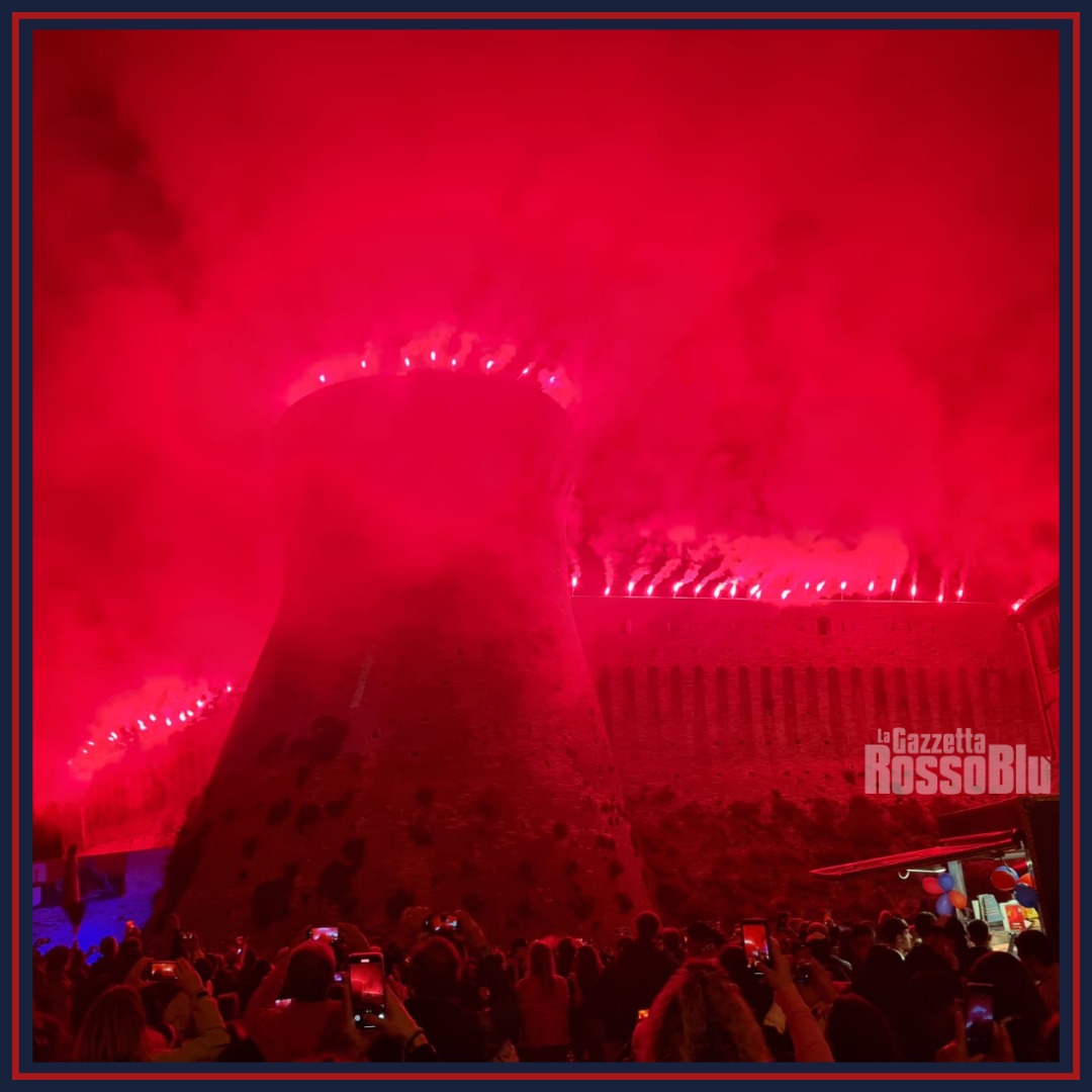 LA FORTEZZA È ROSSOBLÙ 🏰❤️💙
@u.s.sambenedettese #acquavivapicena #acquaviva #acquavivarossoblù #fortezzadiacquavivapicena #crisiamo #grb #gazzettarossoblù #samb #sambenedettese #instagol #instafootball #instasoccer #lagazzettarossoblù #calcio #rossoblù #legapro #seriec