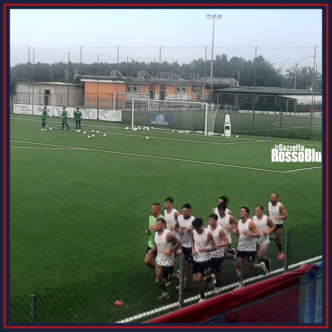 Proseguono gli allenamenti al Ciarrocchi per l'@u.s.sambenedettese 🔴🔵
#training #campociarrocchi #preseason #precampionato #grb #gazzettarossoblù #samb #sambenedettese #instagol #instafootball #instasoccer #lagazzettarossoblù #calcio #seriec #legapro #seriecnow