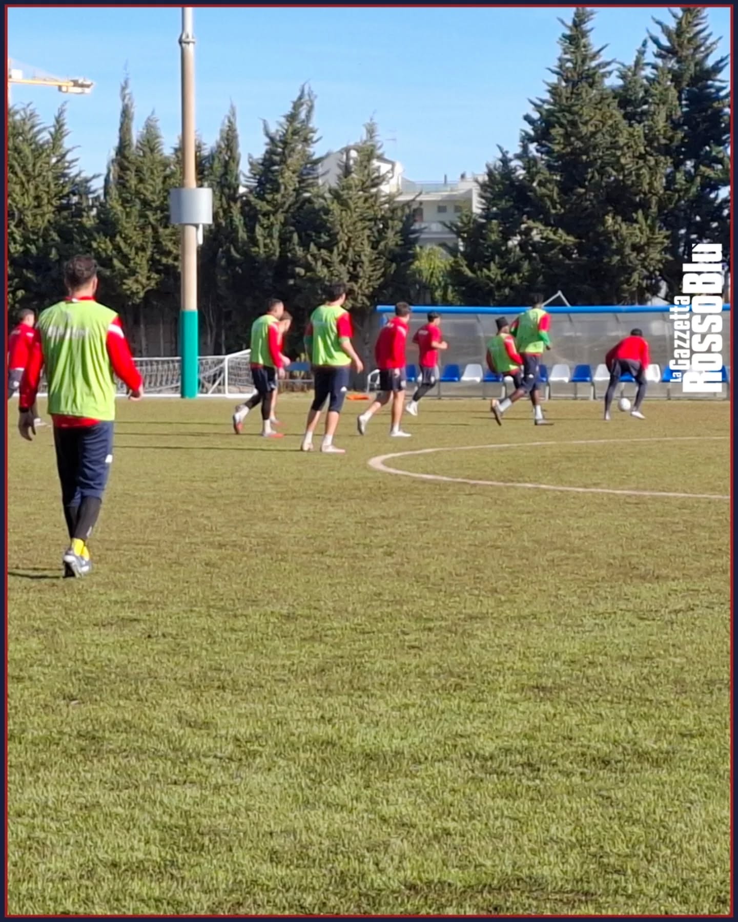 ALLENAMENTO🏃‍♂️

La @u.s.sambenedettese🔴🔵 torna ad allenarsi in vista del match di sabato prossimo al Riviera contro la Pianese 

#samb #sambpianese #sampia #seriec