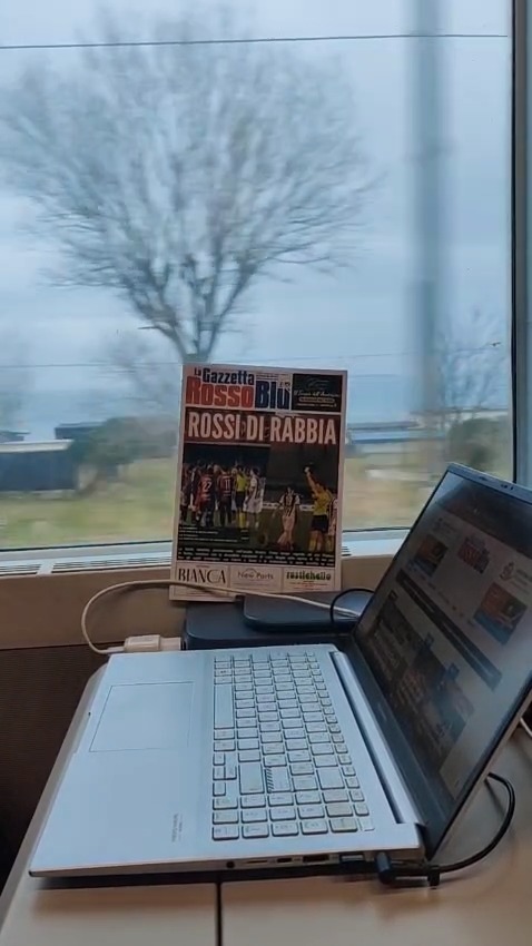 GRB on the road 🚈🔴🔵

La Gazzetta Rossoblù in viaggio verso Carpi, pronti per raccontarvi tutto su Carpi-Samb 🏟