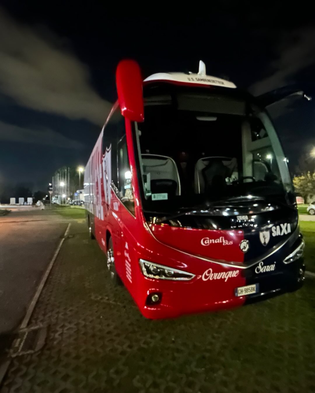 RAVENNA 📍🔴🔵

@u.s.sambenedettese #canalibus #ovunquesarai #ravsam #ravennasamb #grb #gazzettarossoblù #samb #sambenedettese #instagol #instafootball #lagazzettarossoblù #calcio #rossoblù #seriec #gironeb #legapro #seriecskywifi