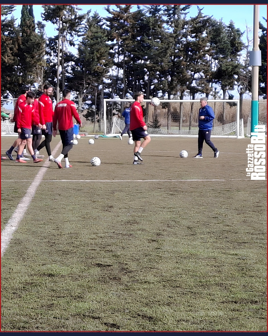 BOSCAGLIA⚽️

Eusepi e compagni agli ordini del nuovo tecnico della U.S. Sambenedettese🔴🔵, Roberto Boscaglia💪

#samb #sambenedettese #boscaglia #allenamento #ravennasamb