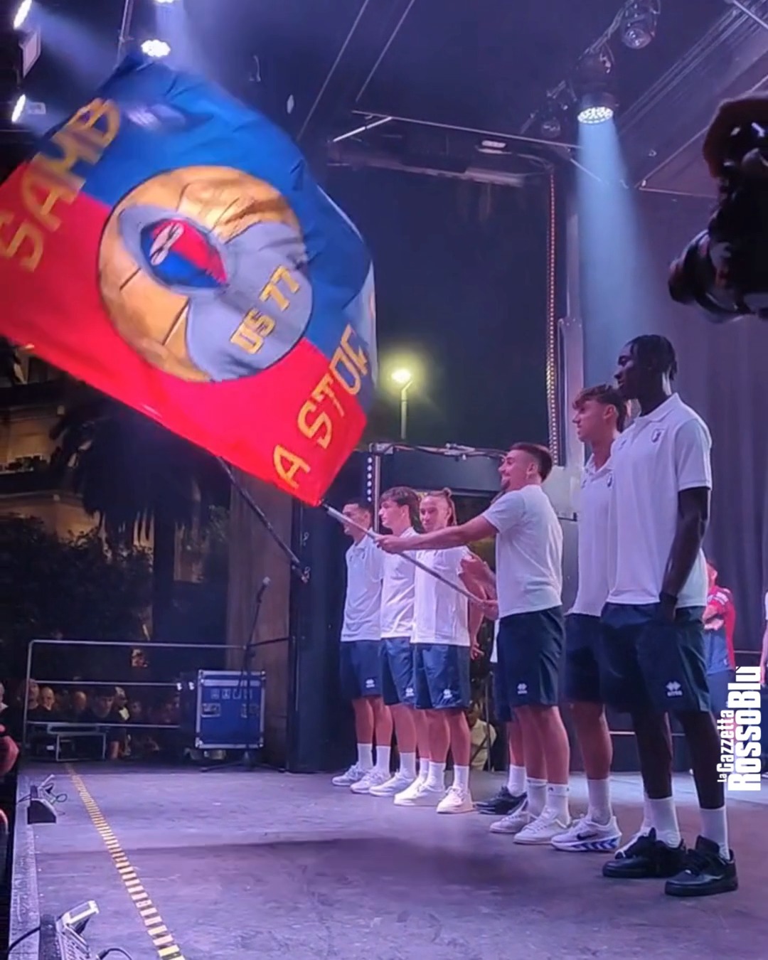 "Onorate San Benedetto" 📣🔴🔵

@u.s.sambenedettese #presentazione #sanbenedetto #sanbenedettodeltronto #sbt #grb #gazzettarossoblù #samb #sambenedettese #lagazzettarossoblù #calcio #seriec #gironeb #legapro #seriecskywifi